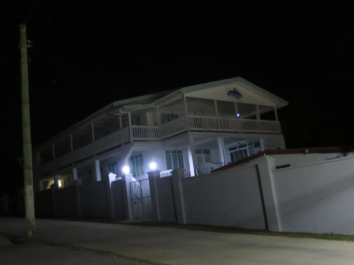 Bed and Breakfast Flying Annie Moa Neiafu Esterno foto